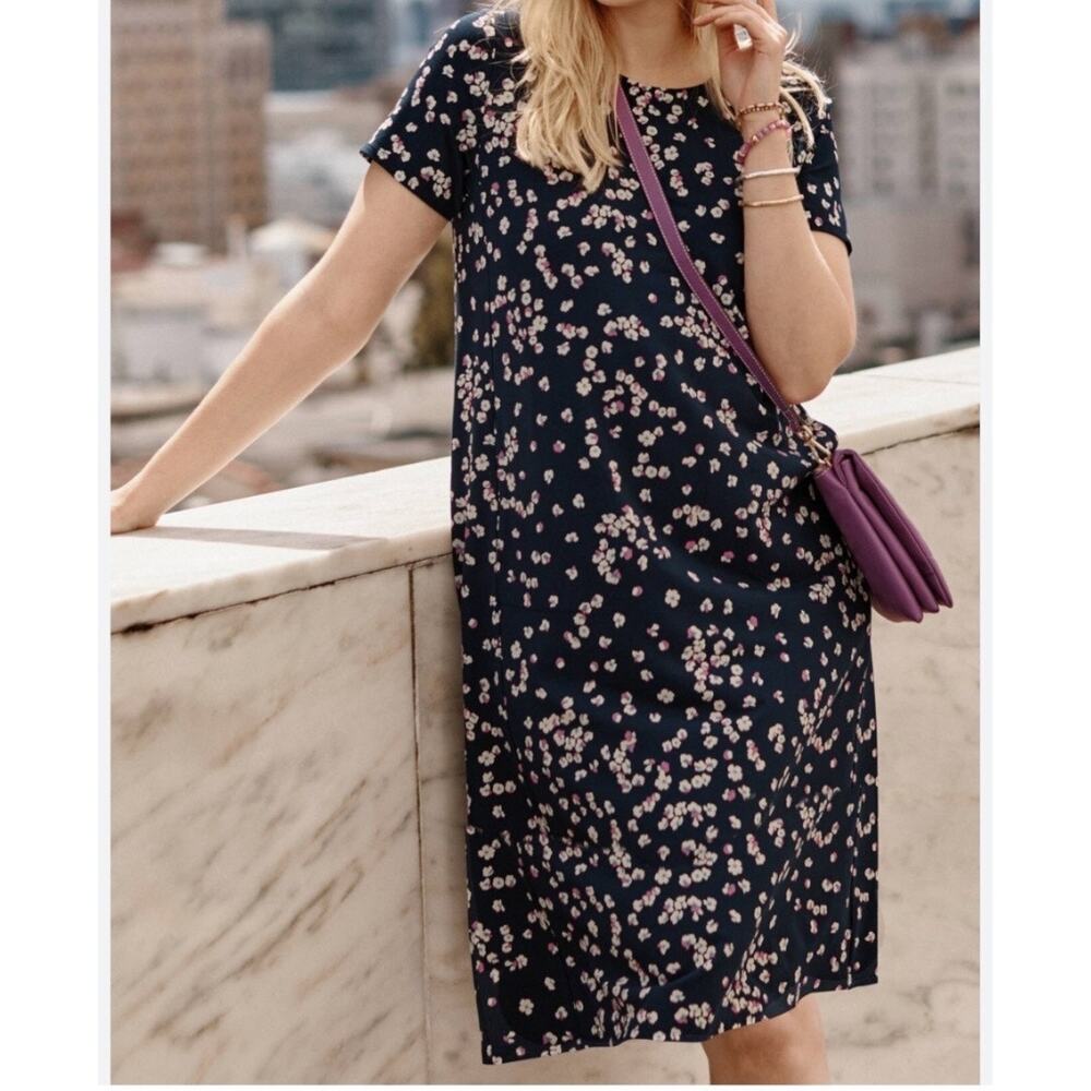 J Jill Wearever Women's Floral A-Line T-Shirt Dress Short Sleeve Large Navy Blue
